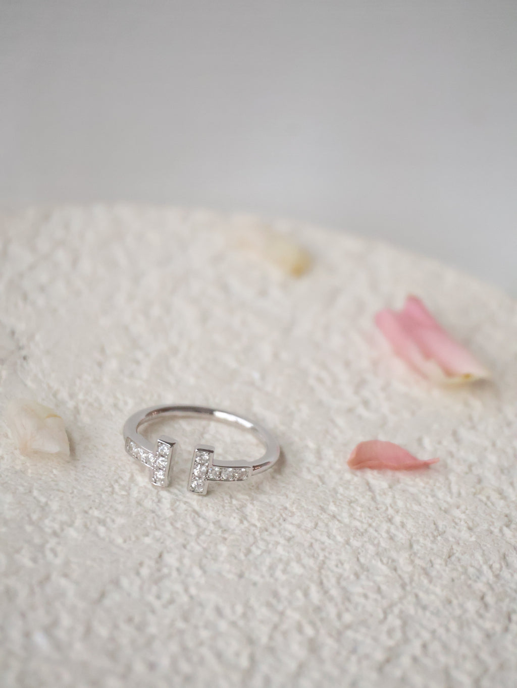 *Luna&Lithoss* Valentina Moissanite Ring AU750