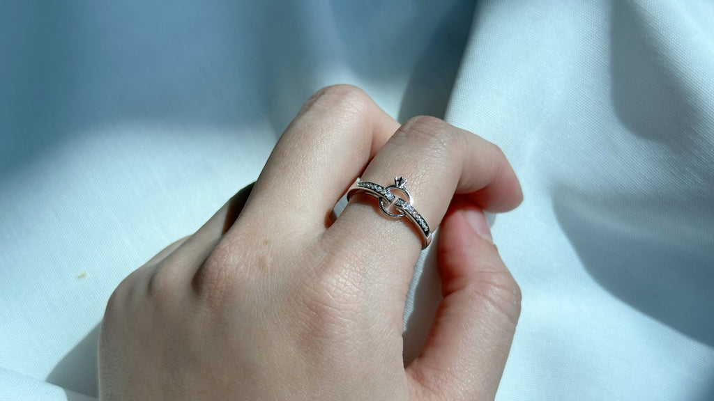 *Luna&Lithoss* Lucille Moissanite Ring AU750
