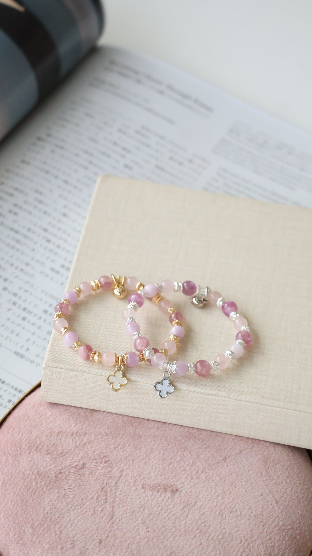 Pink Purple Emerald Mica, Kunzite & Rose Quartz ¡ª Mini Clover Stacker Natural Crystal Bracelet | (Elastic)
