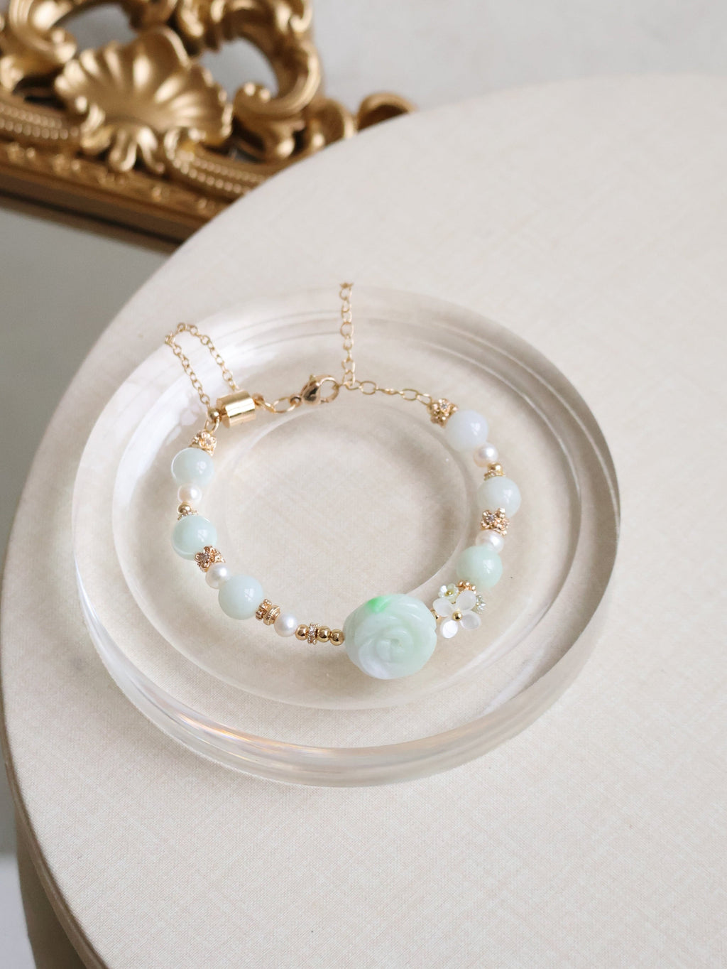 Green Jadeite & Freshwater Pearl ¡ª Viridiflora | 8mm (Elastic, Magenta Clasp)