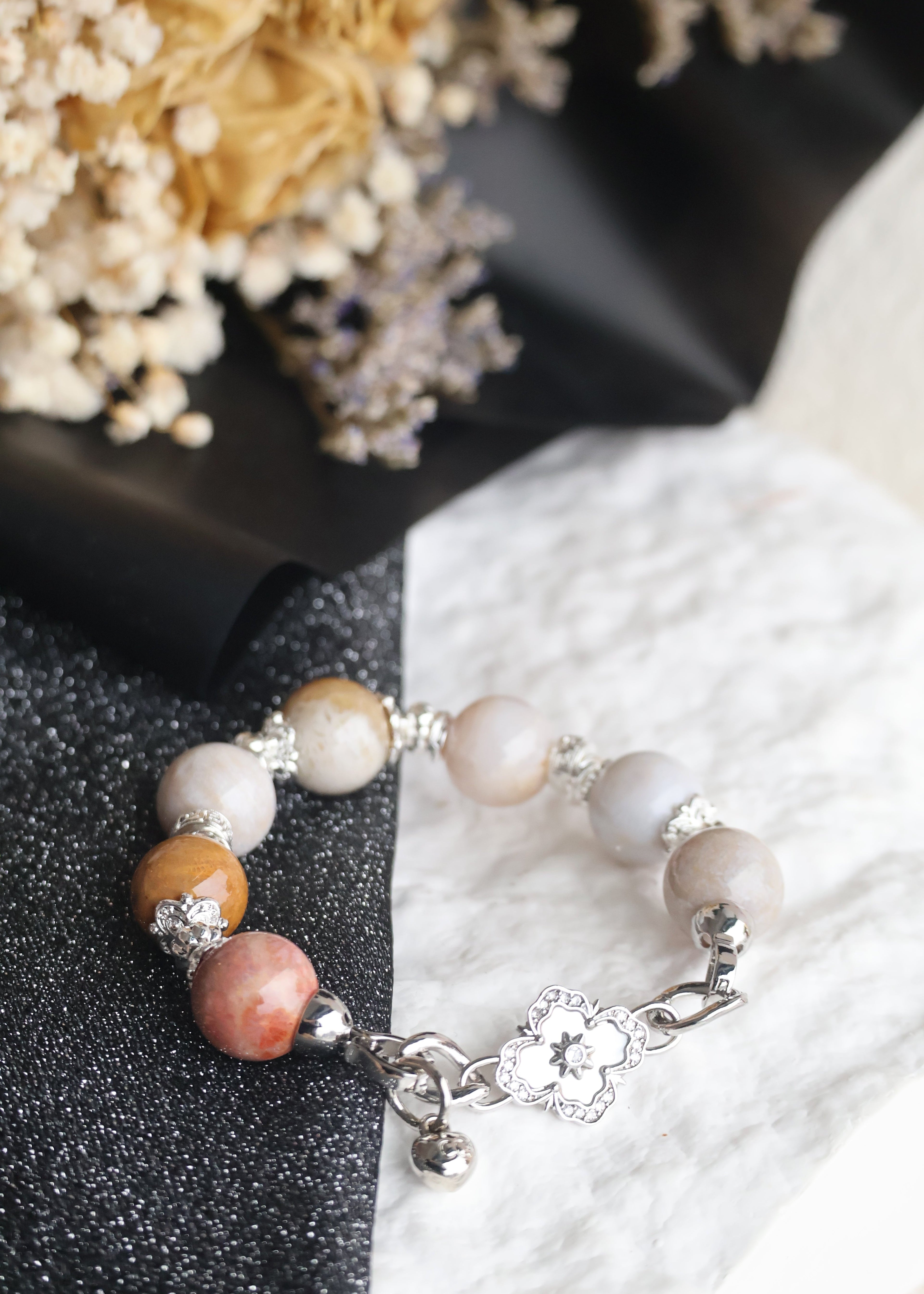 *Luna&Lithoss* Fossilised Coral Jade with Clover Charm Natural Crystal Bracelet (Elastic)