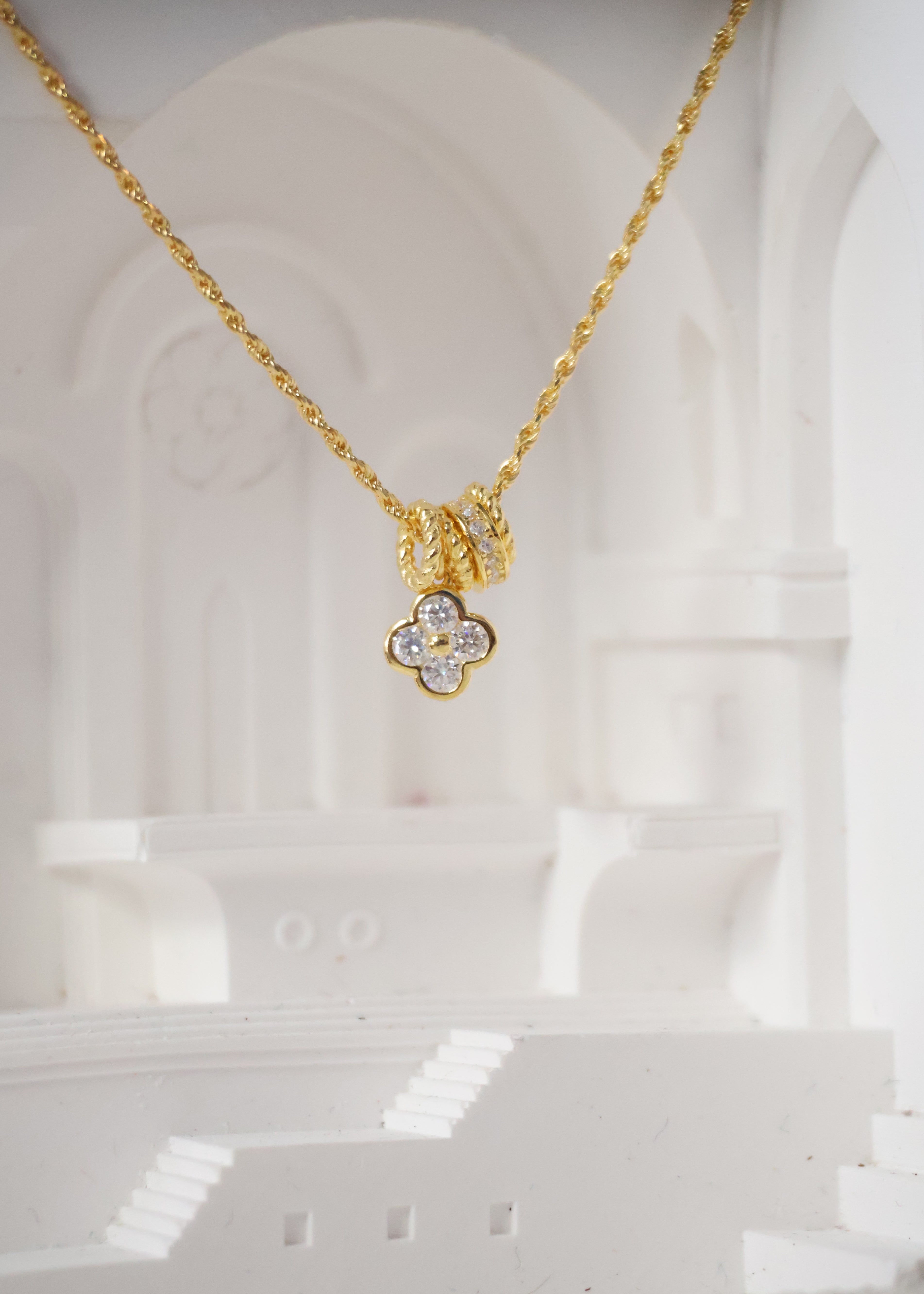 *Luna&Lithoss*  Fiona Clover S925 (Based) Gold Bracelet