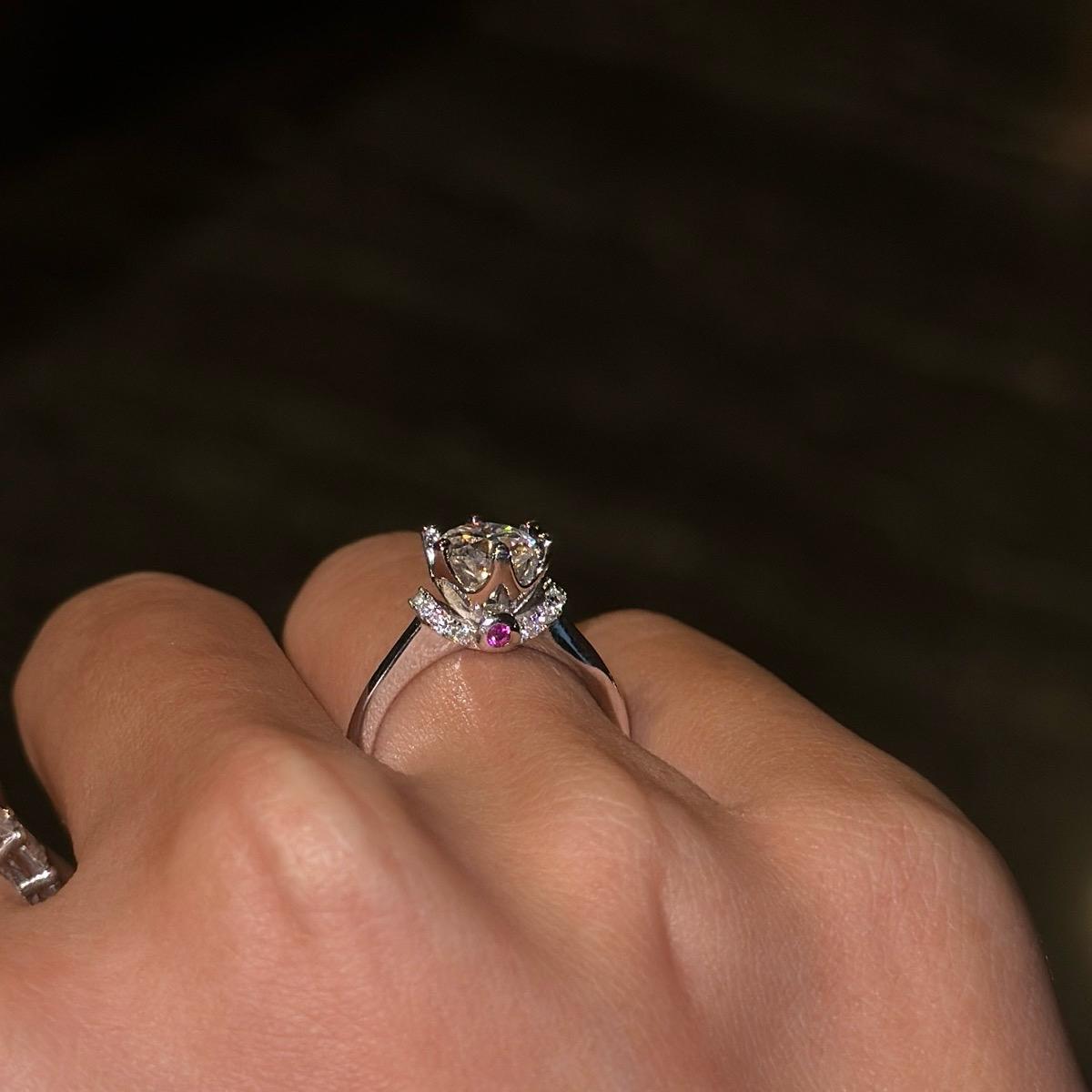 *Luna&Lithoss* Chasity 1CT Moissanite Gift Ring AU750
