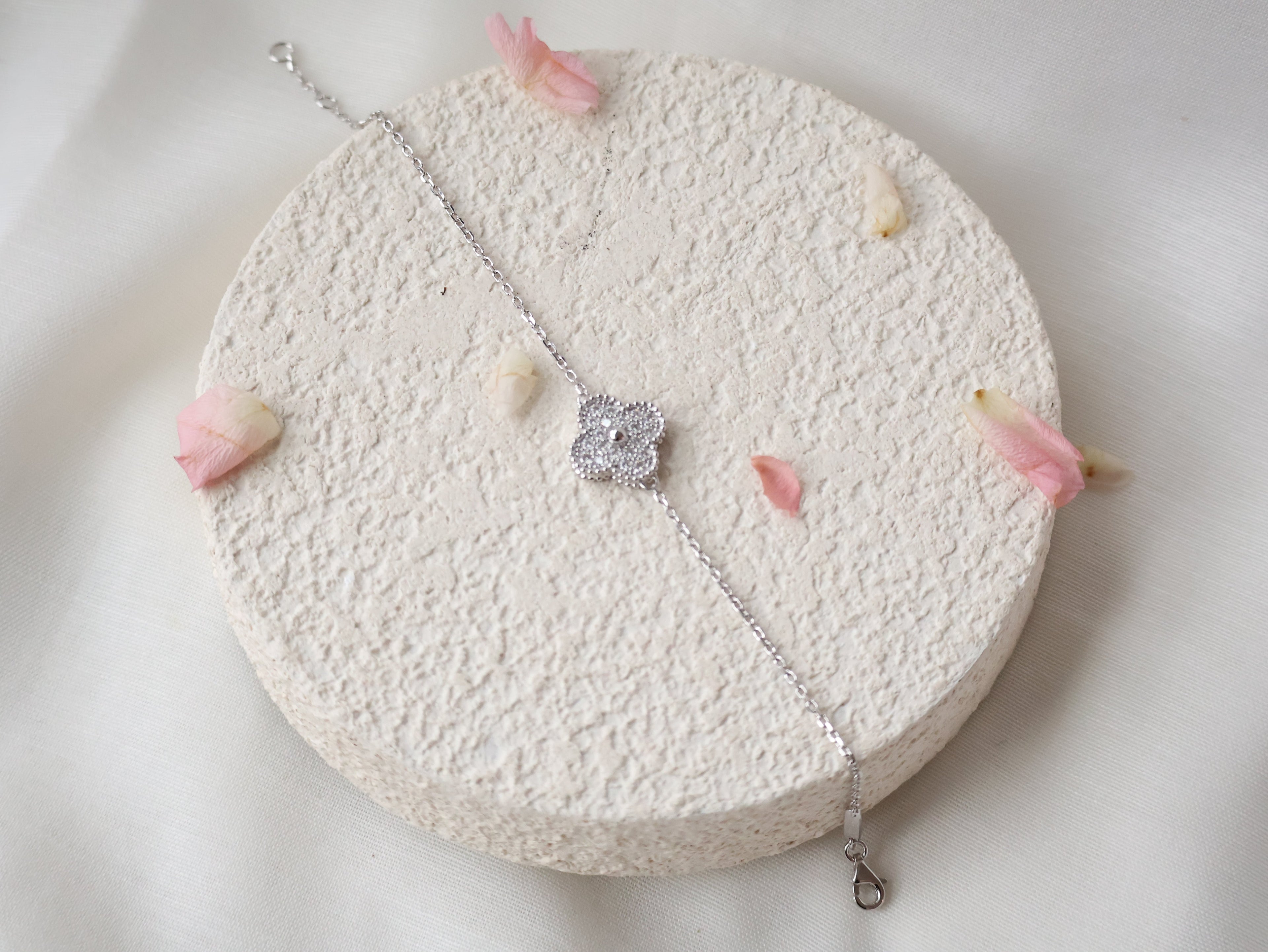 *Luna&Lithoss* Becca Clover Bracelet AU750