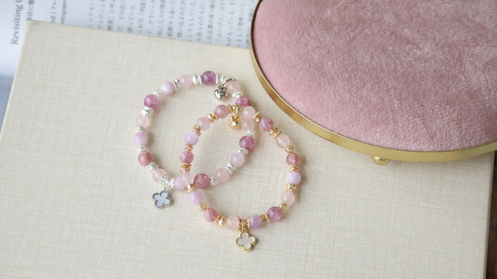 Pink Purple Emerald Mica, Kunzite & Rose Quartz ¡ª Mini Clover Stacker Natural Crystal Bracelet | (Elastic)