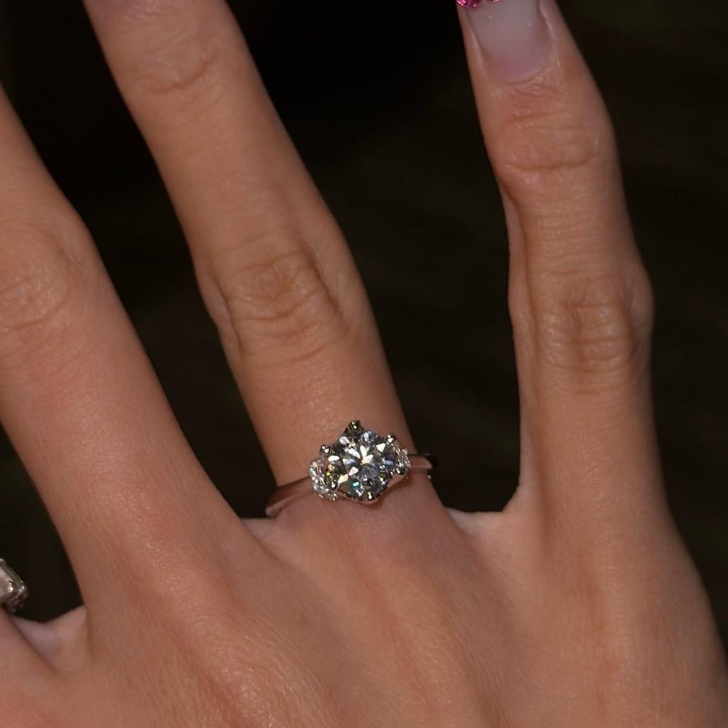 *Luna&Lithoss* Chasity 1CT Moissanite Gift Ring AU750