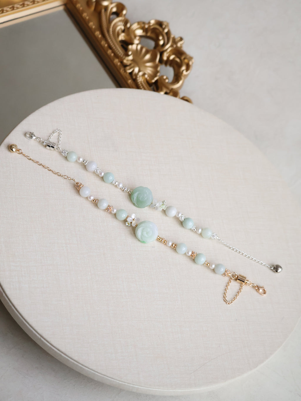 Green Jadeite & Freshwater Pearl ¡ª Viridiflora | 8mm (Elastic, Magenta Clasp)