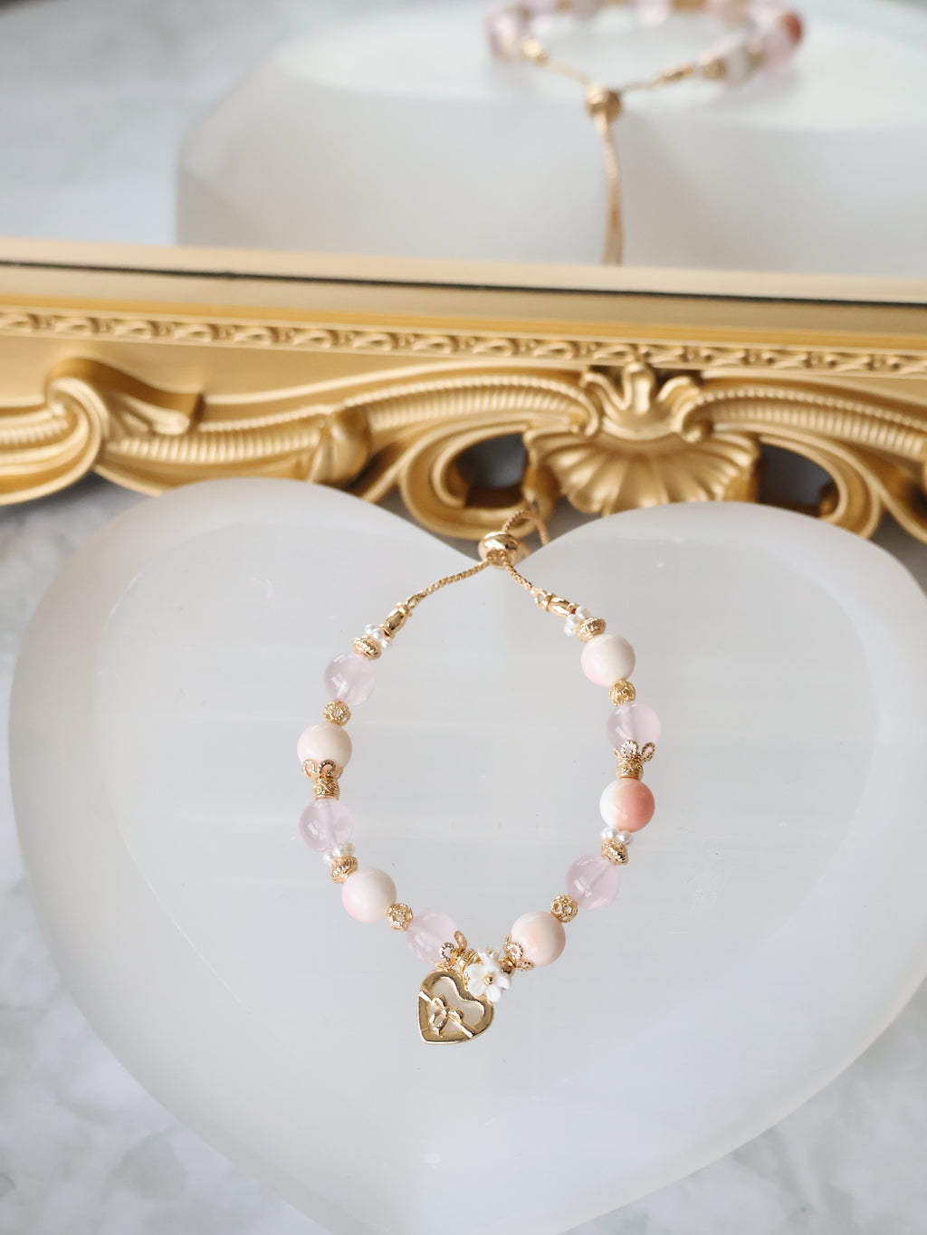 Queen Conch, Rose Quartz with Dangly White Conch Heart Charm ¡ª Mallow | 8mm (Elastic, Push Pull)