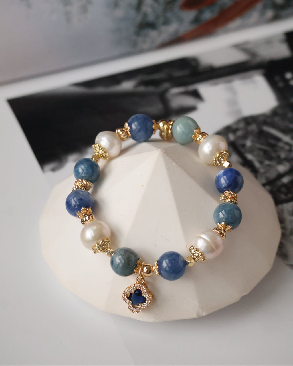 *Luna&Lithoss* 8+10mm Cordelia Twin with Sparkly Clover: Blue Kyanite, Fresh Water Pearls & Devil Eye Aquamarine