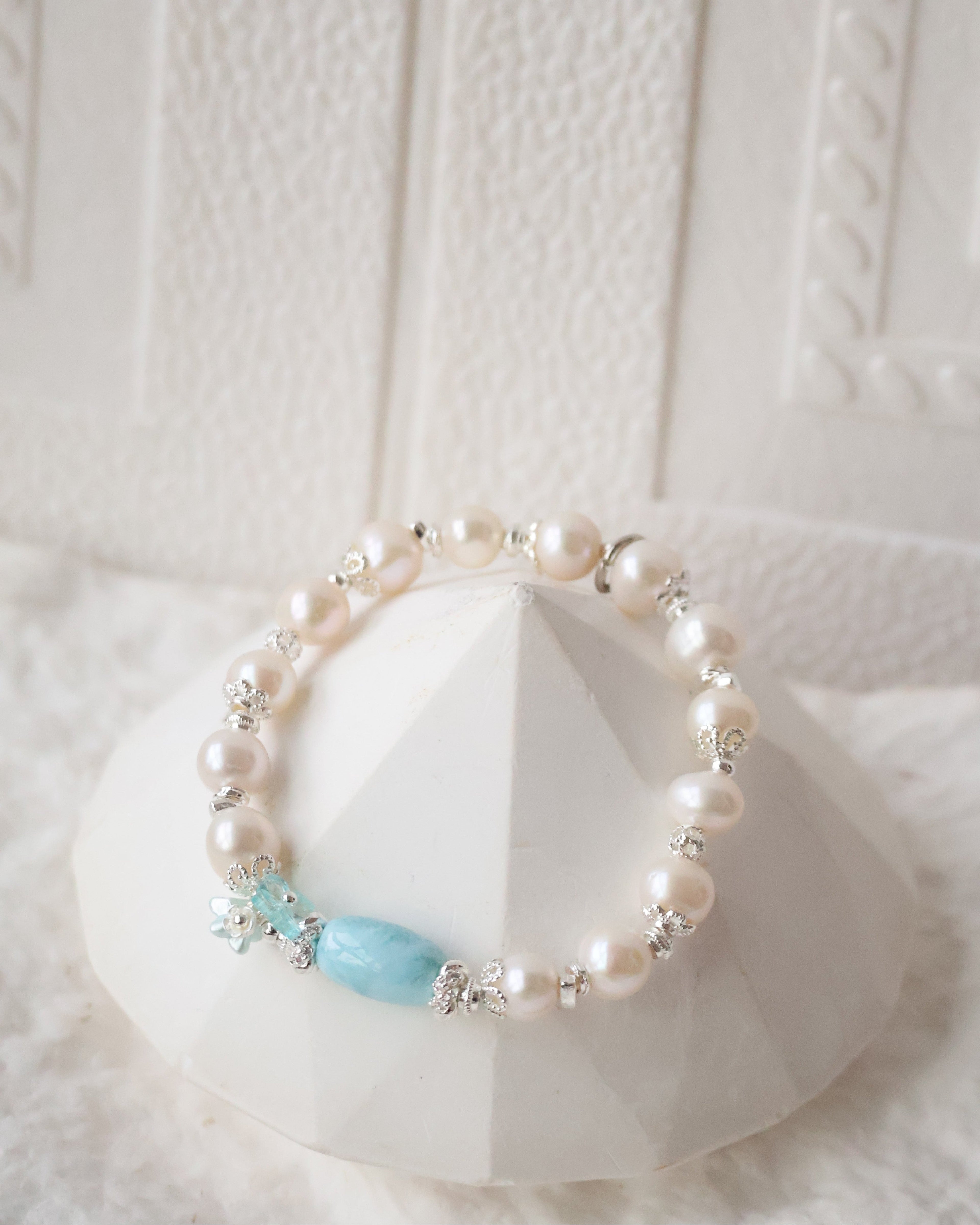 *Luna&Lithoss* 8-9mm Fresh Water Pearl & Larimar Barrel with Bouquet