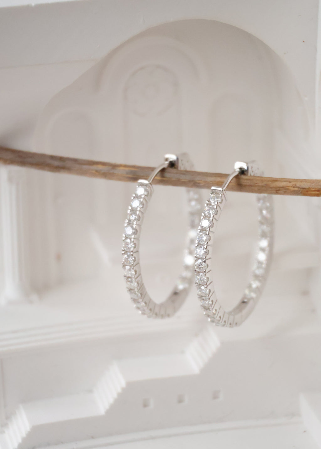 *Luna&Lithoss* Liliana Moissanite Hoop Earrings AU750