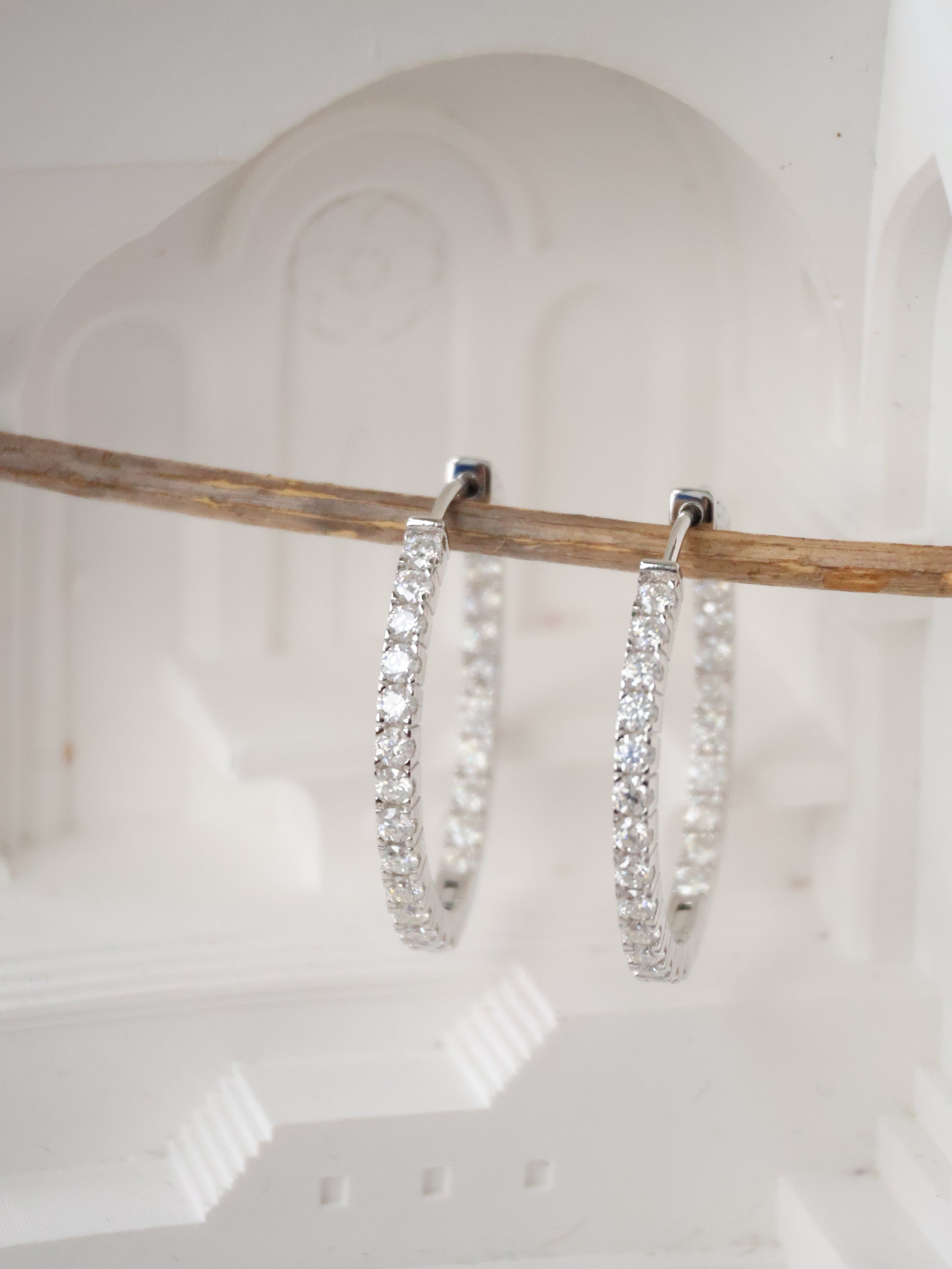 *Luna&Lithoss* Liliana Moissanite Hoop Earrings AU750