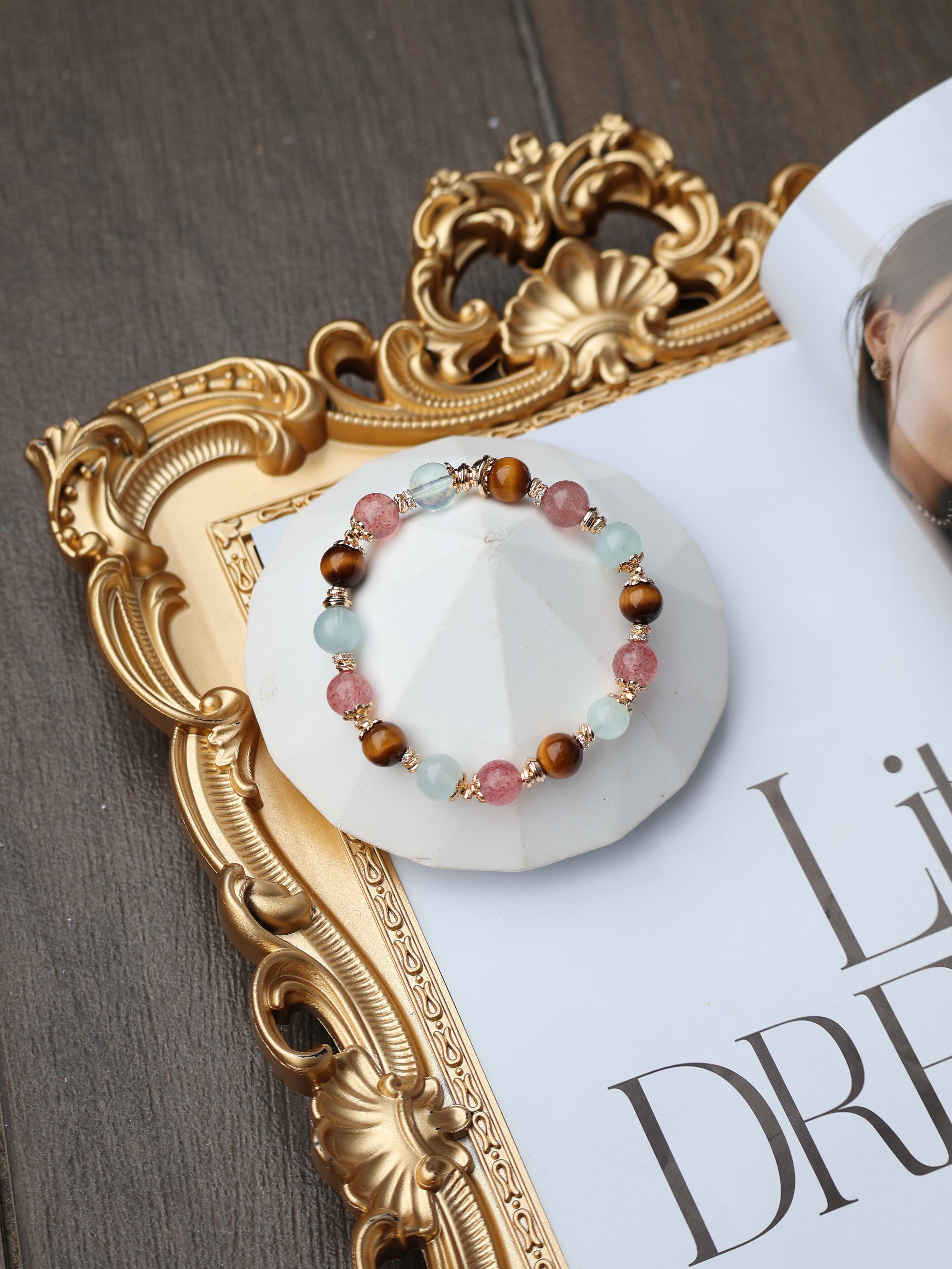 Tiger Eye, Strawberry Quartz, Aquamarine ¡ª Sagittarius Horoscope Series | 8mm (Elastic)
