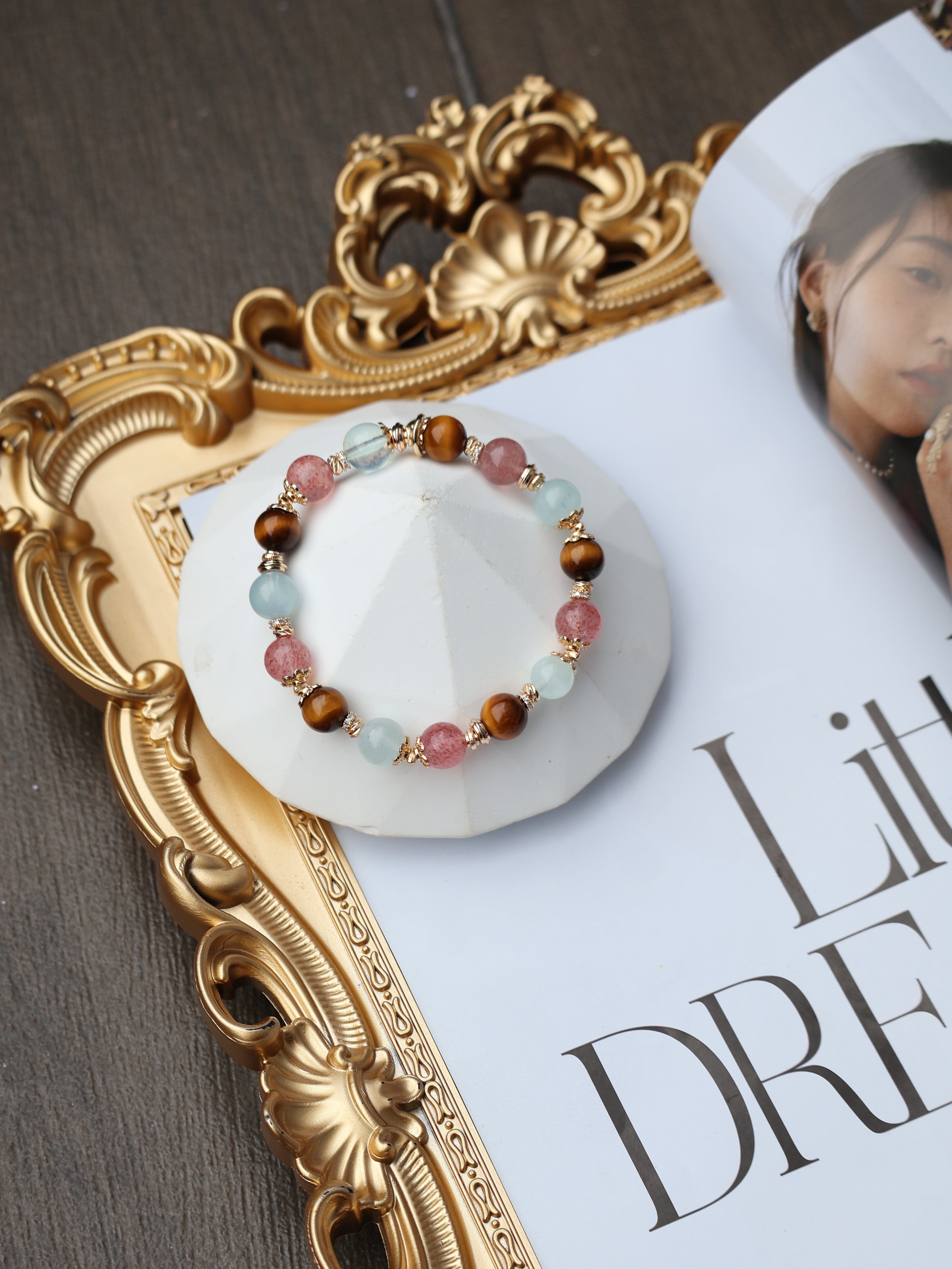 Tiger Eye, Strawberry Quartz, Aquamarine ¡ª Sagittarius Horoscope Series | 8mm (Elastic)