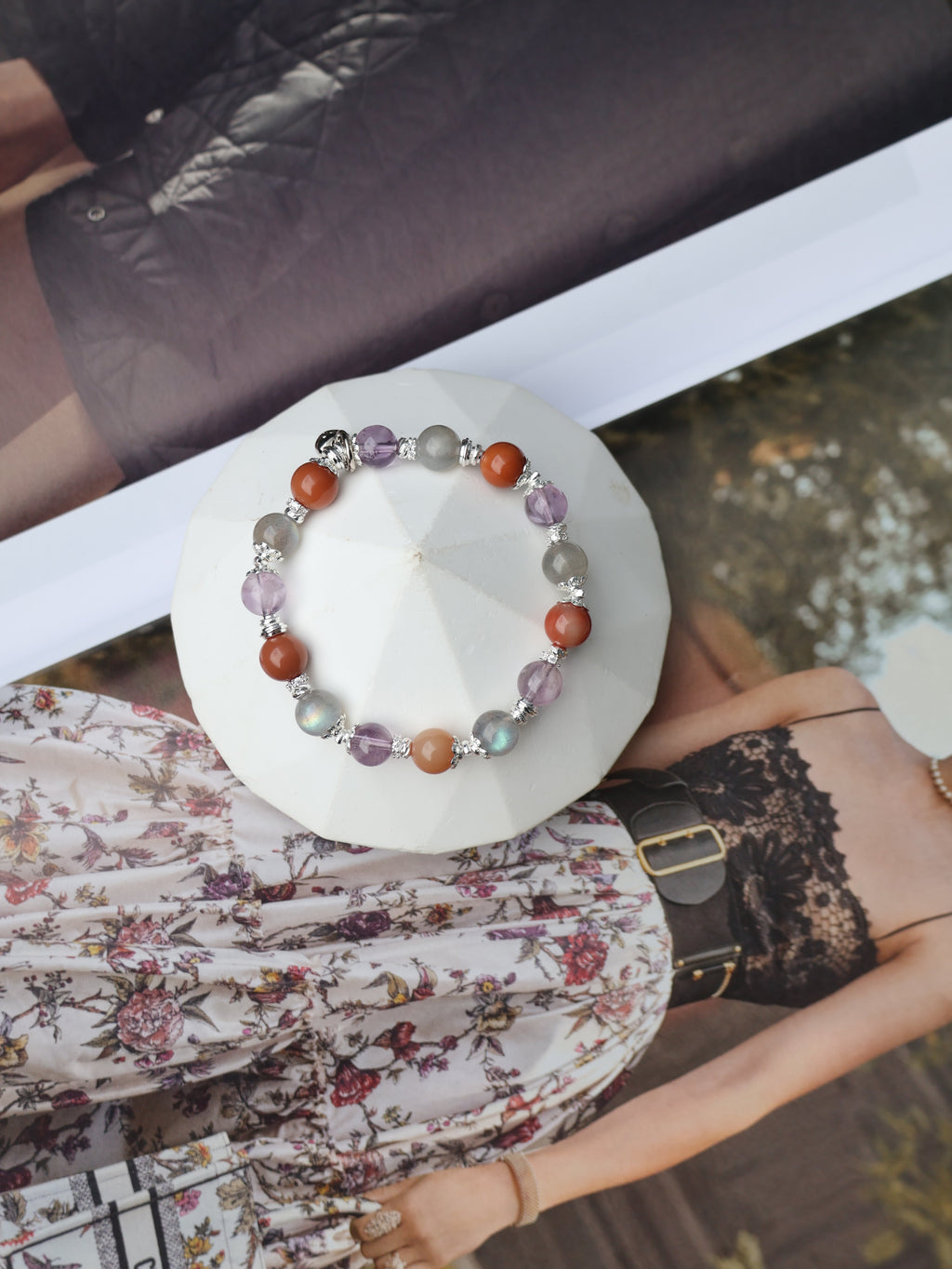 Alashan Agate, Labradorite, Amethyst Crystal Bracelet ¡ª Taurus Horoscope Series | 8mm (Elastic)