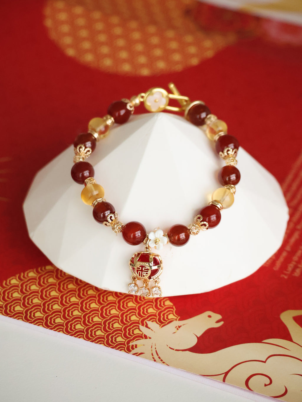 *Luna&Lithoss* Moni Pouch - 8mm Carnelian, Garnet, Citirine with ¾۱¦Åè Dangly Charm (Elastic)