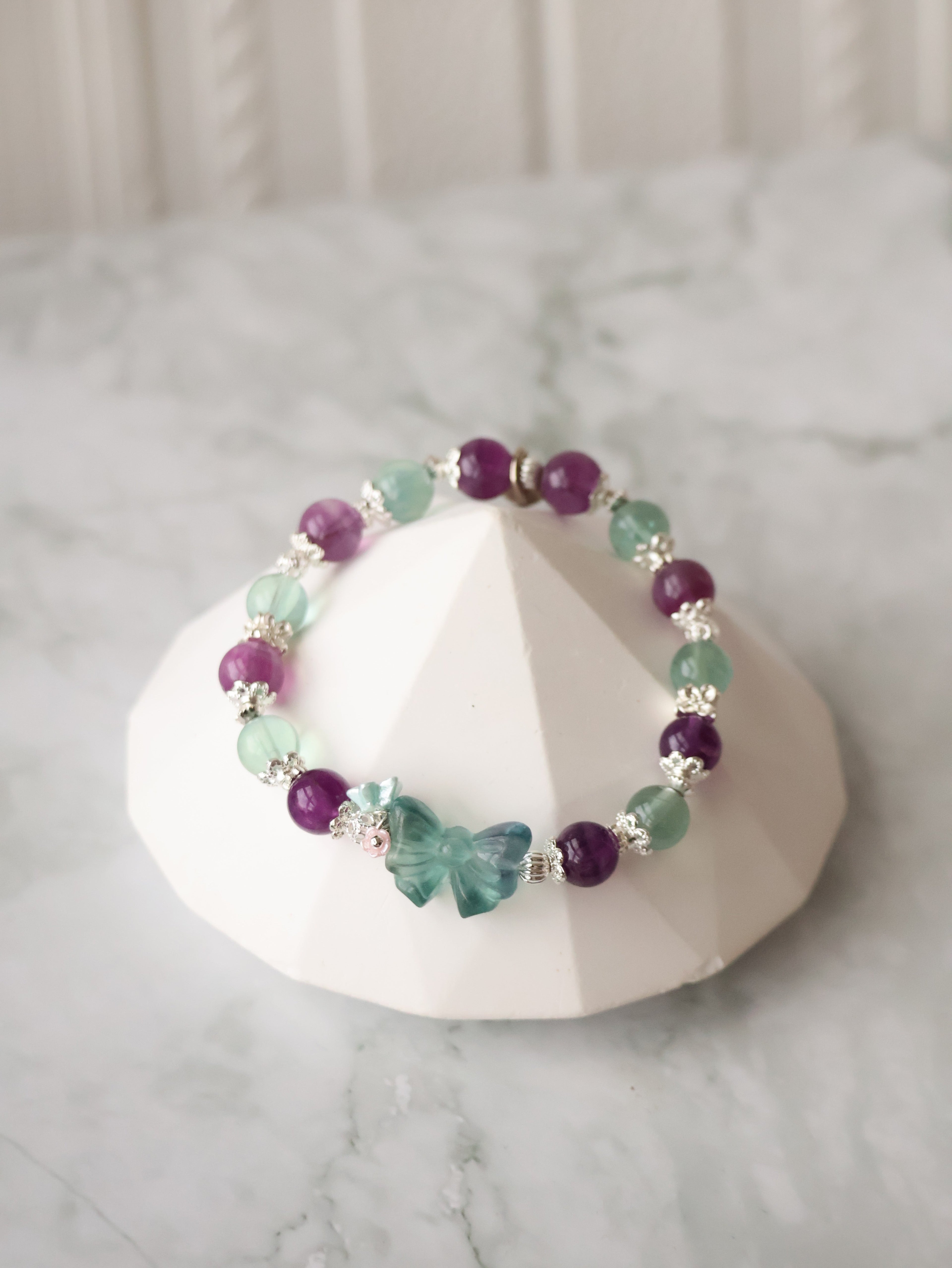 *Luna&Lithoss* Berri Bow 8mm Blue Fluorite & Purple Fluorite with Blue Fluorite Bow (Elastic)
