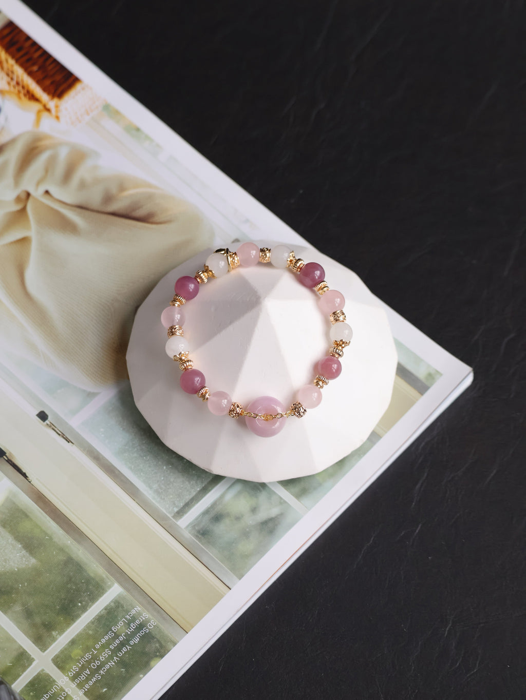 Rose Quartz, Kunzite, Lavender Rose Quartz & White Jadeite ¡ª Miura Ping An Kou | 8mm (Elastic)