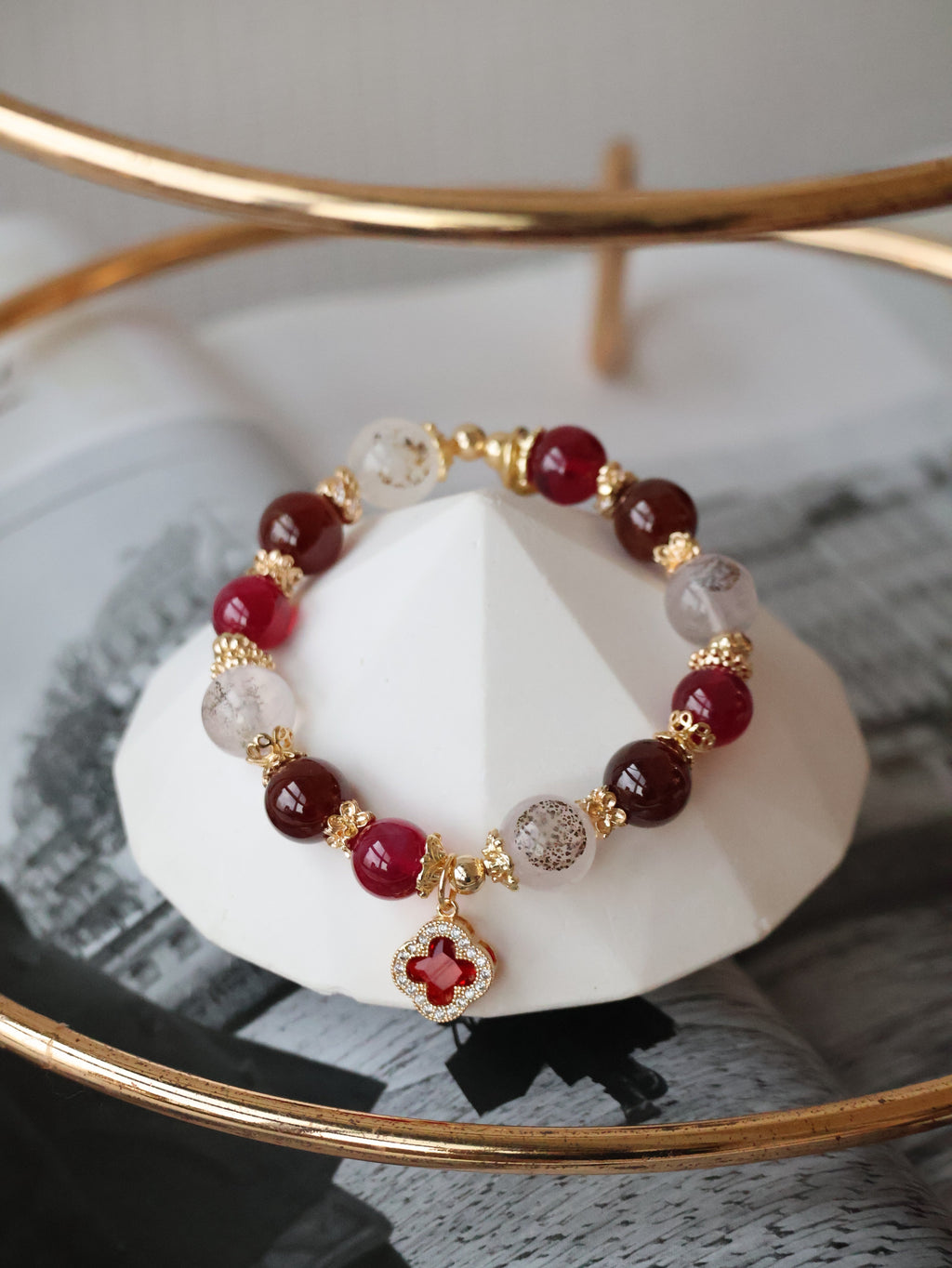 *Luna&Lithoss* 10mm Cordelia Twin with Sparkly Clover: Dendrite Rose Quartz, Garnet, Red Star Ruby (Elastic)