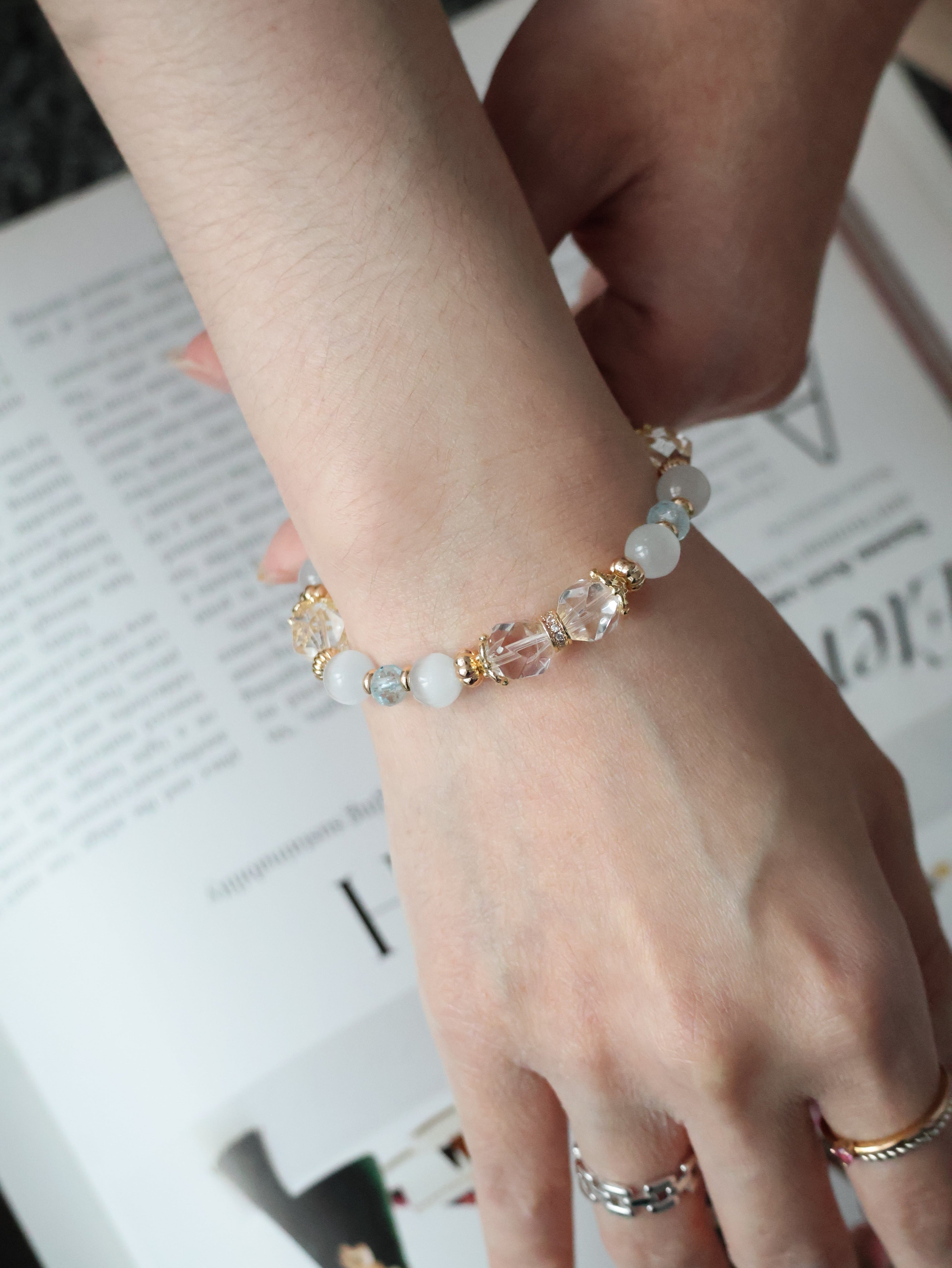 Blue Topaz Faceted Rondelle, Clear Quartz & Cat¡¯s Eye Crystal Bracelet ¡ª Crystelle | 8mm (Elastic)