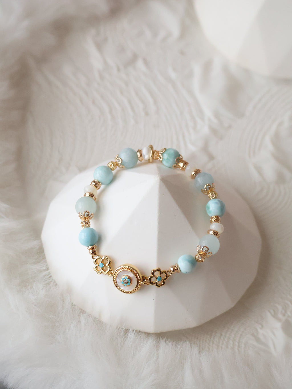 *Luna&Lithoss* Grand Blue 8mm - Larimar, White Conch, Aquamarine (Elastic)