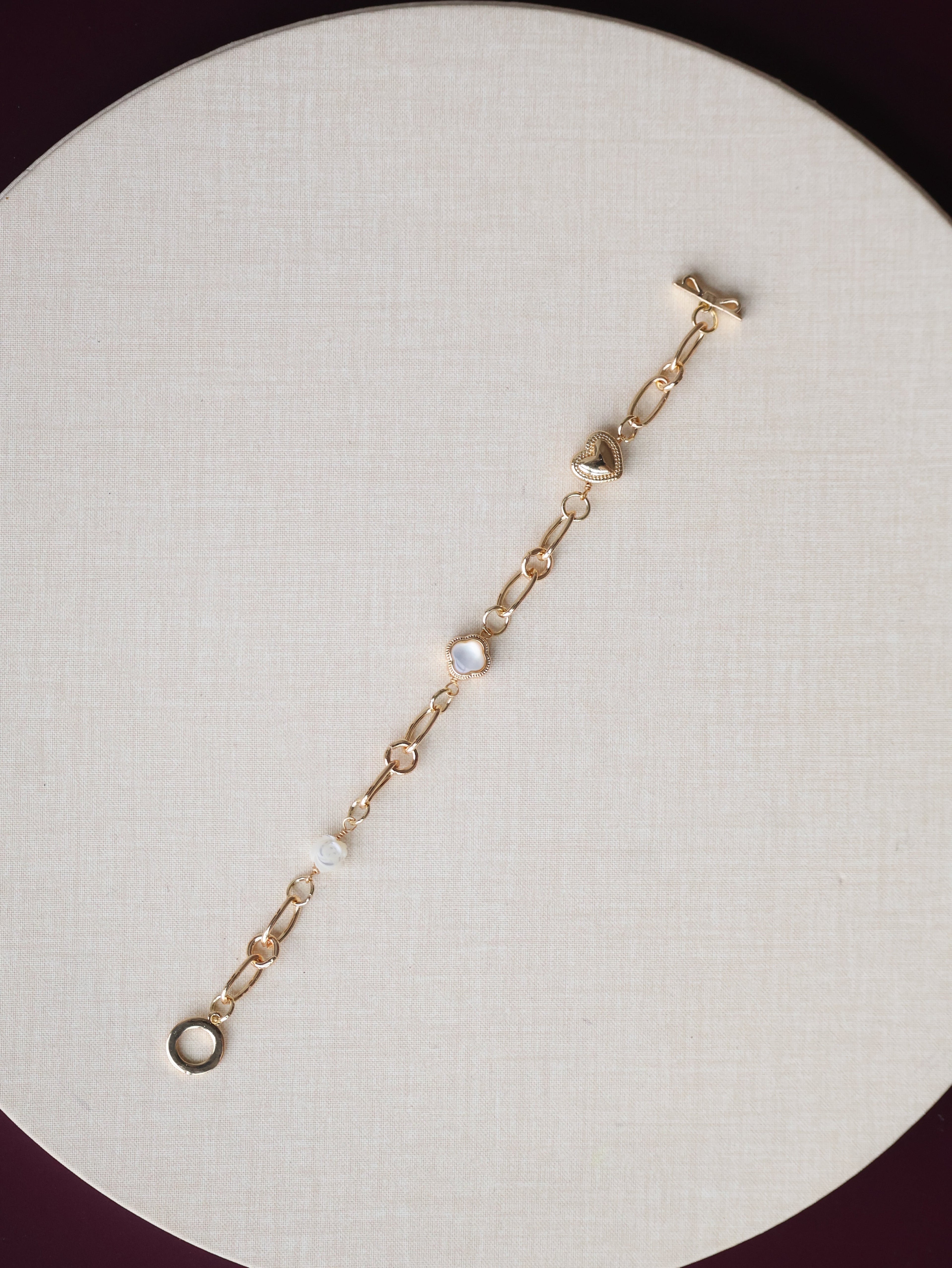 White Conch Rose Carving, White Conch Clover & Heart Charm ¡ª Celia Chain | (OT Clasp, Chain)