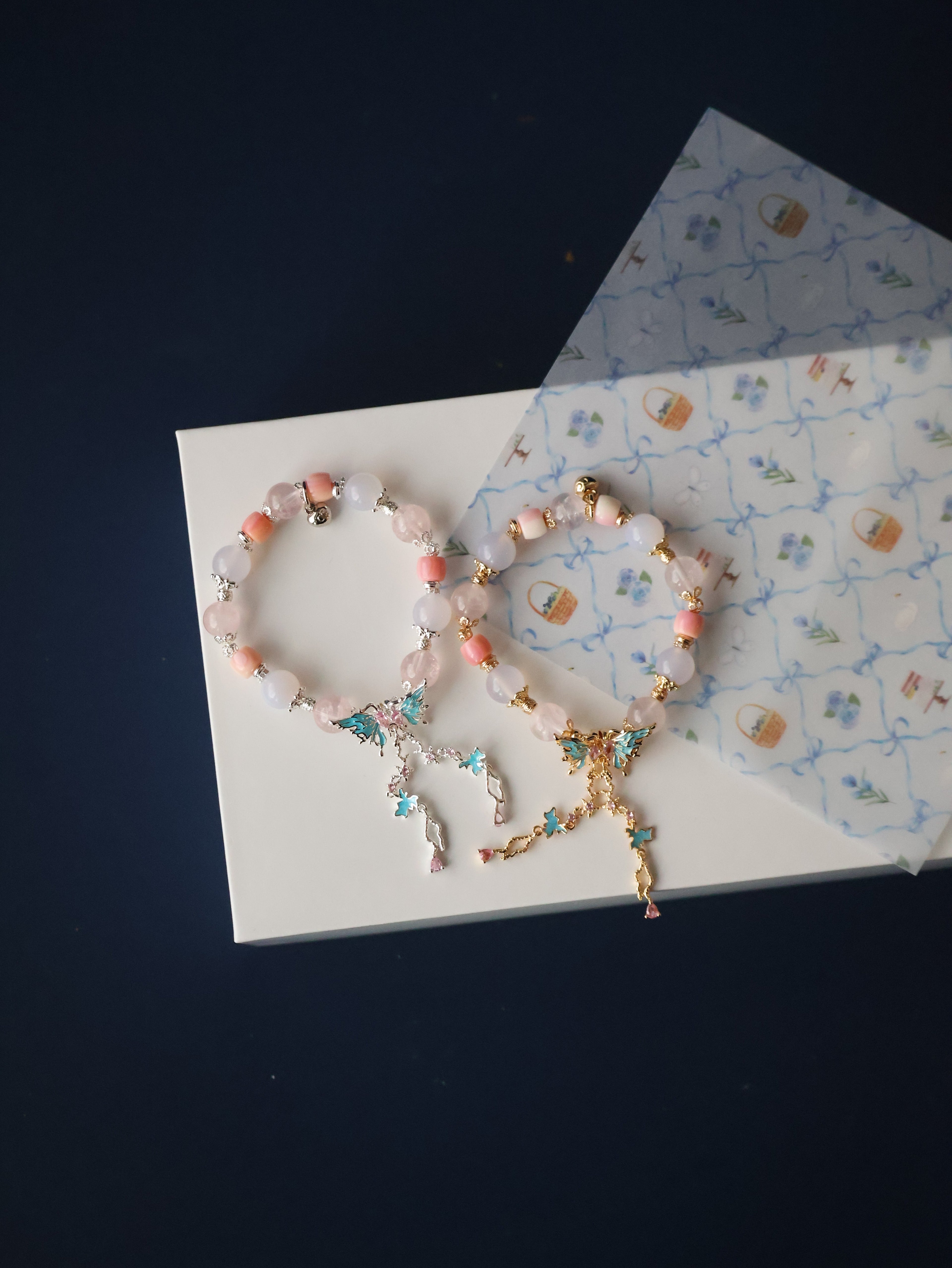 Queen Conch, Lilac Chalcedony & Rose Quartz Crystal Bracelet ¡ª Elaria | 10mm (Elastic)
