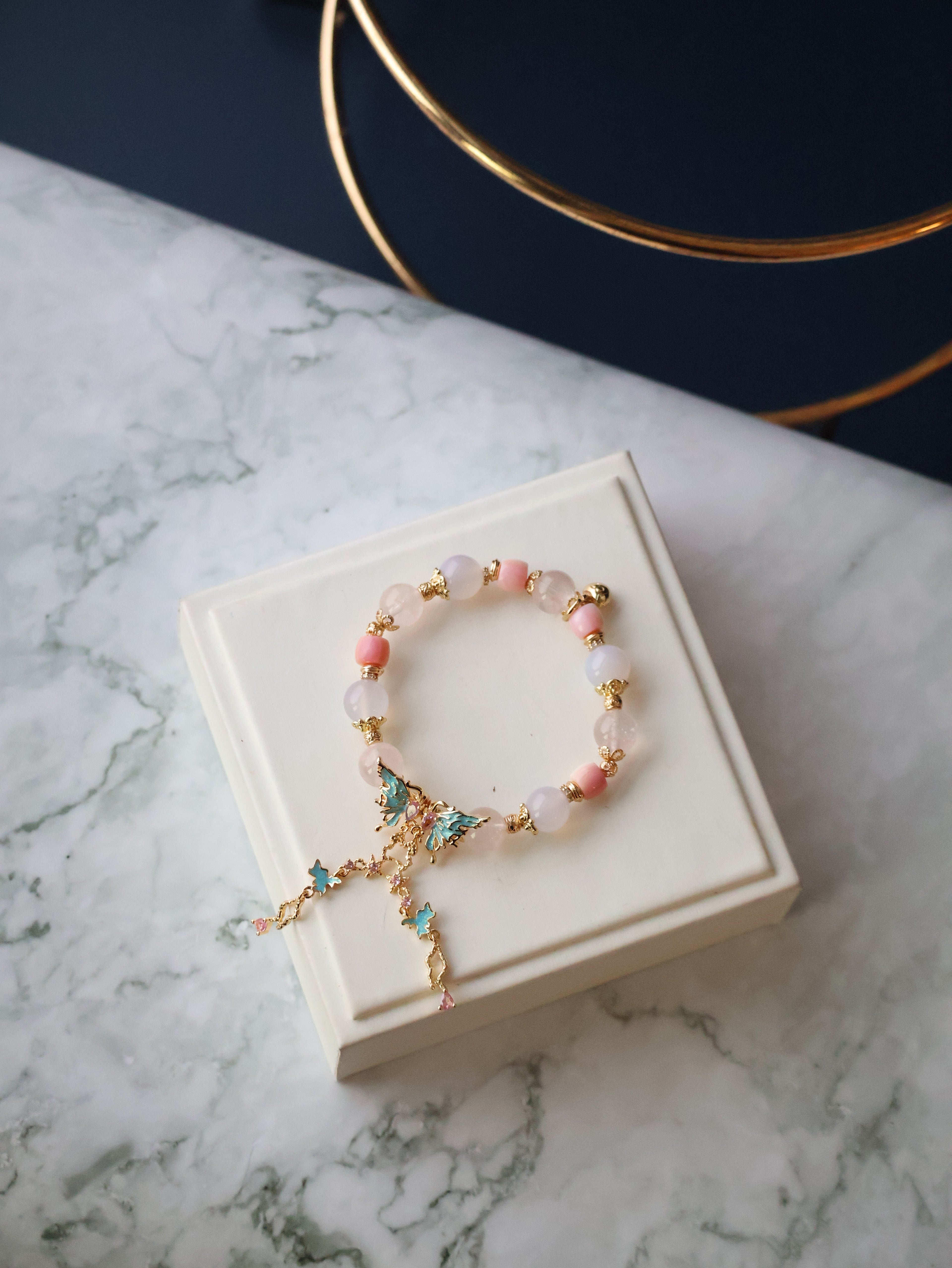 Queen Conch, Lilac Chalcedony & Rose Quartz Crystal Bracelet ¡ª Elaria | 10mm (Elastic)