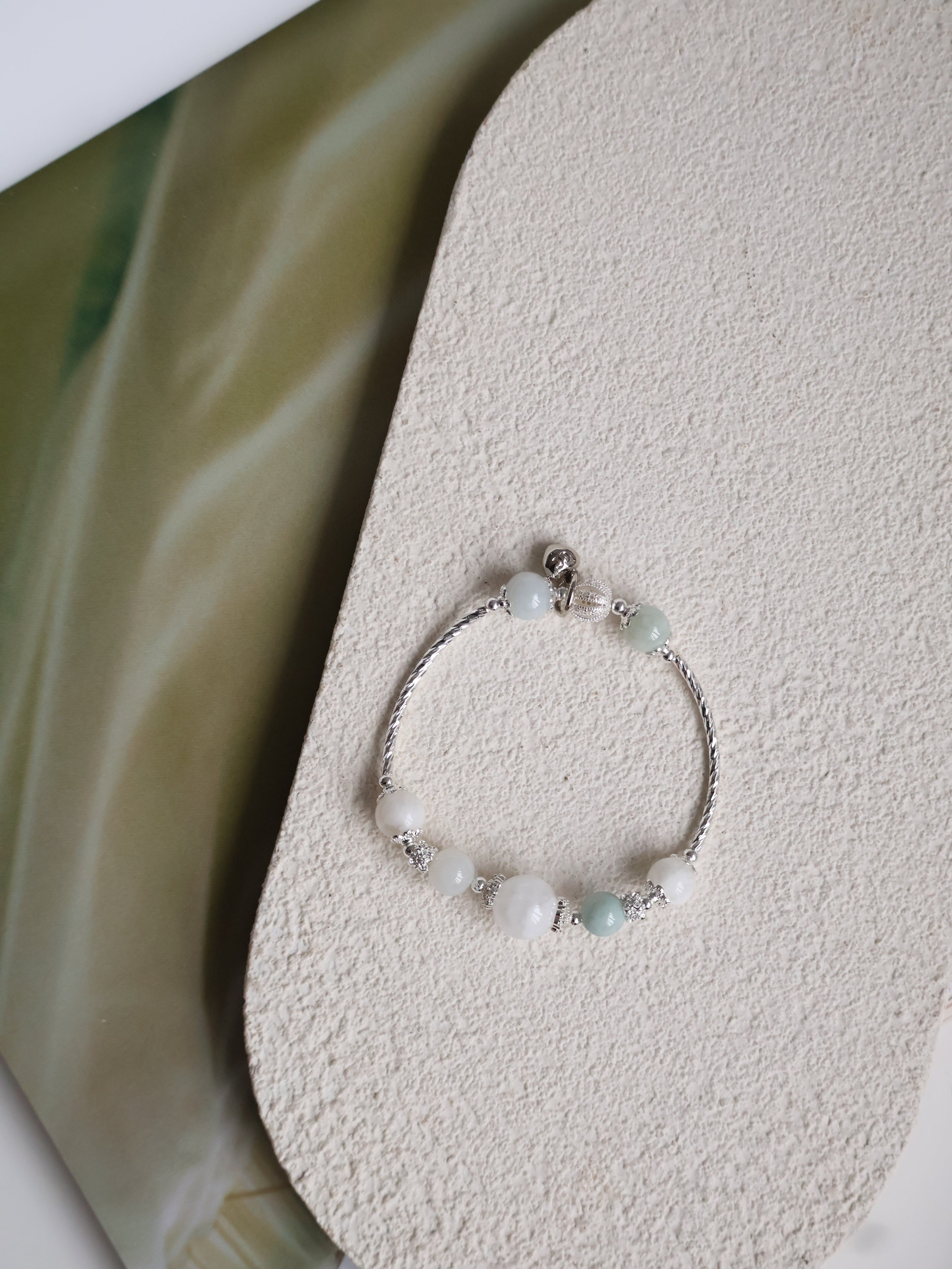 Green Jadeite & White Phantom Quartz Crystal Bracelet Bangle ¡ª Orianna Bangles Series | 8mm (Elastic)