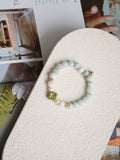 Green Jadeite & Freshwater Pearl Crystal Bracelet with Clover Charm (String Through) ¡ª Elowee | 8mm (Elastic)