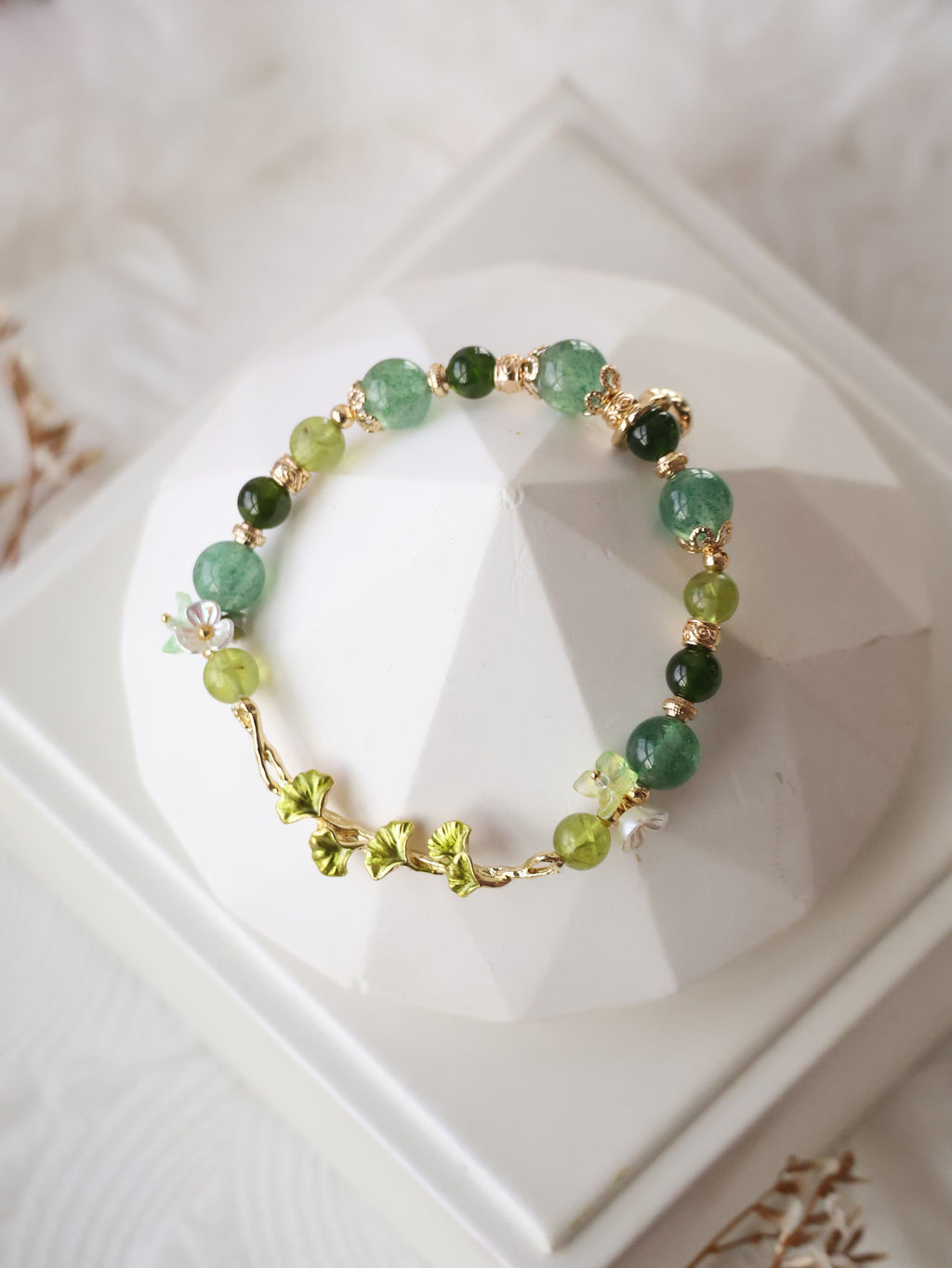 Green Strawberry Quartz, Peridot & Diopside ¡ª Midorin | 8mm (Elastic)
